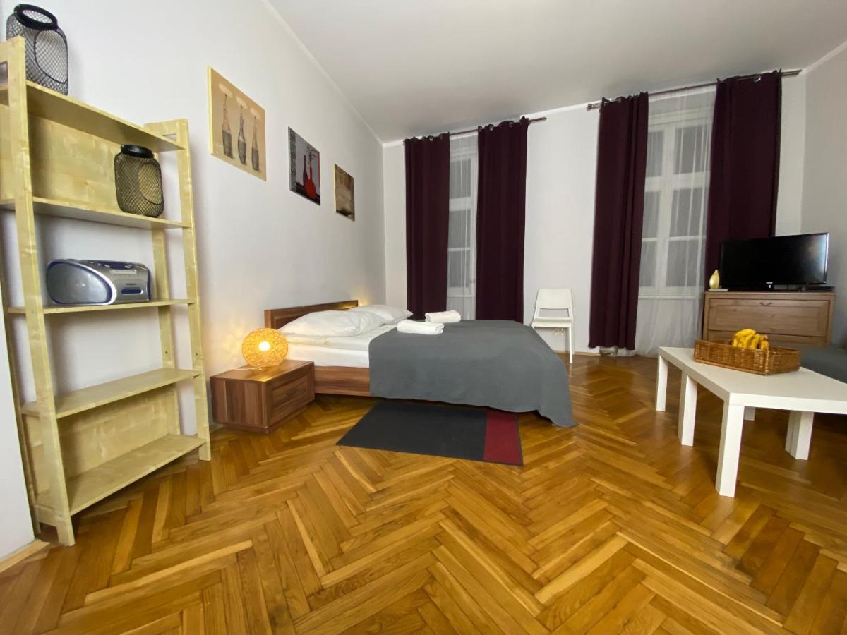 P&J Apartamenty Grodzka Krakau Buitenkant foto